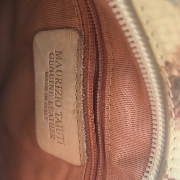 Purse - Picture 5 of 5